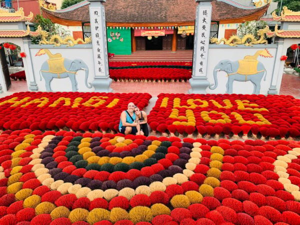 Incense Village, Hat Making, Lacquer & Train Street Full Day - Quang Phu Cau Incense Village