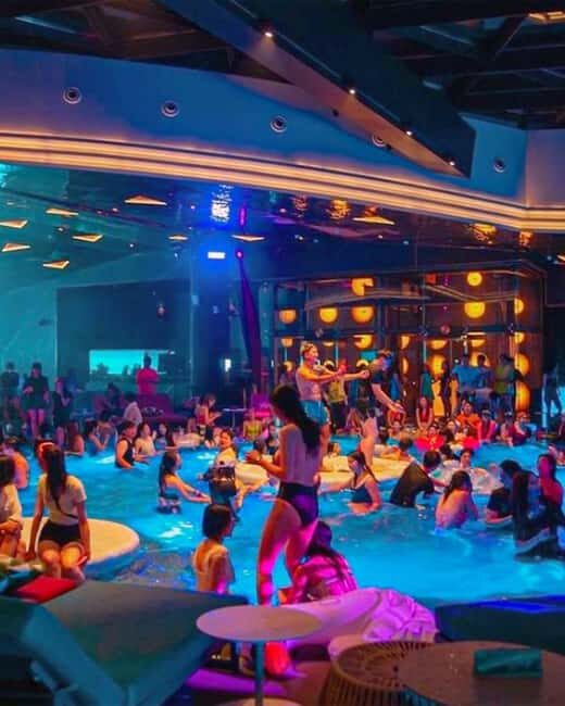 Incheon: Chroma Bootleg Show Ticket at Paradise City Hotel - Good To Know