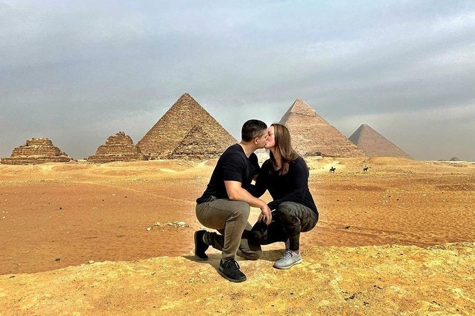 Inclusive Tour Giza Pyramids,Sphinx,Egyptian Museum,Bazaar, Pyramids View Lunch - Tips for a Better Experience