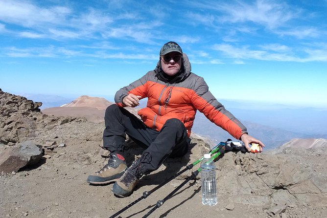 Incredible Experience in the Andes From Santiago, Reaches the Summit of 4.954m! - Frequently Asked Questions