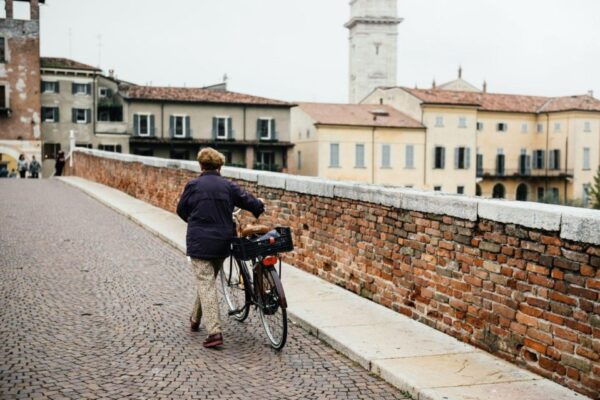 Incredible Verona – Family Walking Tour - Meeting Point Location