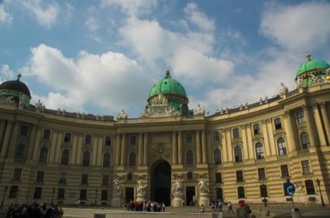 Incredible Vienna – Walking Tour for Couples - Tour Overview
