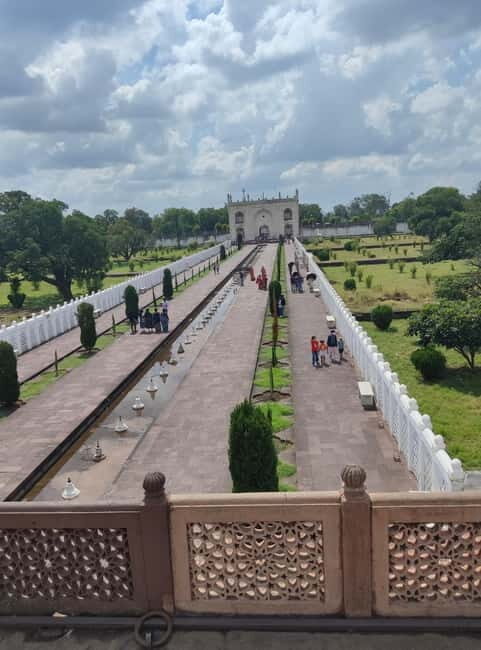 India: highlights of the country for foreign tourism - Price and Overall Value