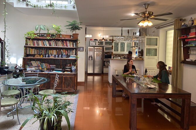 Indian Bread Experience: Cook and Dine With a Local Epicure - Meeting and Pickup Details