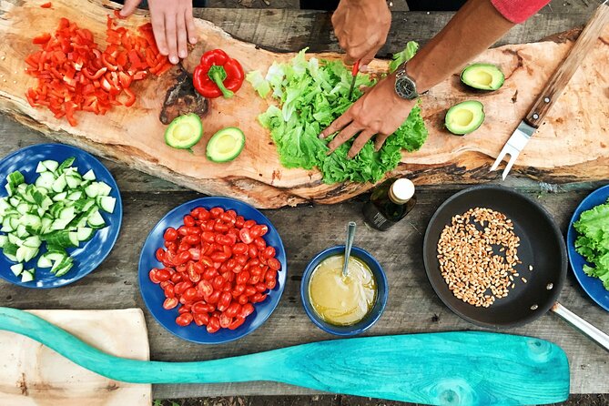 Indian Traditional Hands on Cooking Classes With Local Family - Experience Details