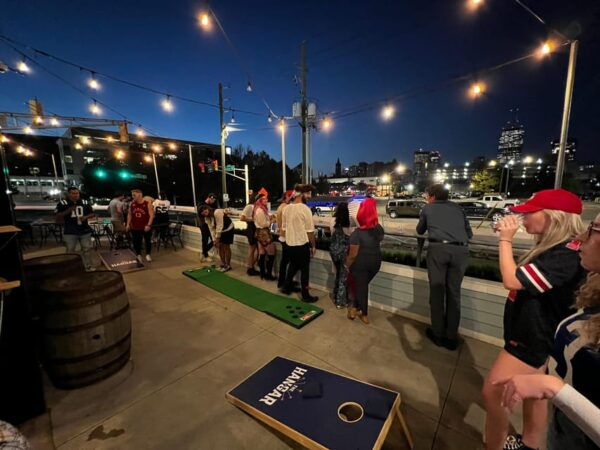 Indianapolis: Open-Air Pedal Pub Tour With Local Drinks - Local Bar Break