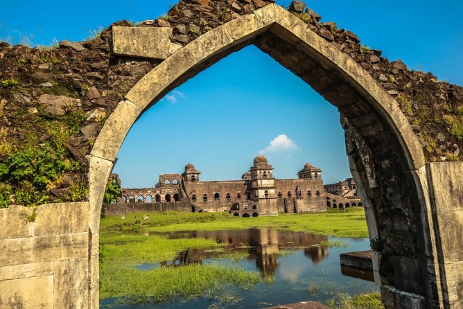 Indore to Mandu and Maheshwar: A Heritage Day Tour - Customer Reviews and Ratings