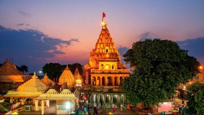Indore/Ujjain: 2-Day Tour With Mahakaleshwar Temple & Hotel - Tour Activities and Itinerary