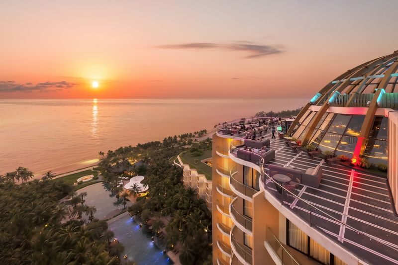 INK 360 Rooftop Drinks Experience at InterContinental Phu Quoc - Arriving at INK 360 on the 19th floor