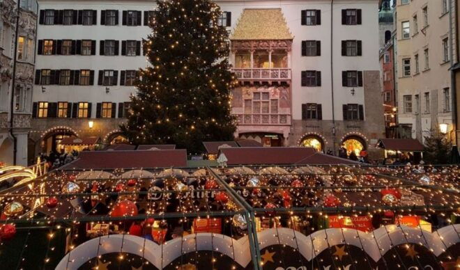 Innsbruck: Christmas Tour With a Licensed Guide - Helpful Information
