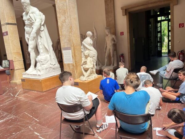 Innsbruck: Drawing Workshop at the University Museum - Pricing Details