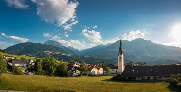 Innsbruck: Insta-Perfect Walk With a Local - Discover Charming Neighborhoods