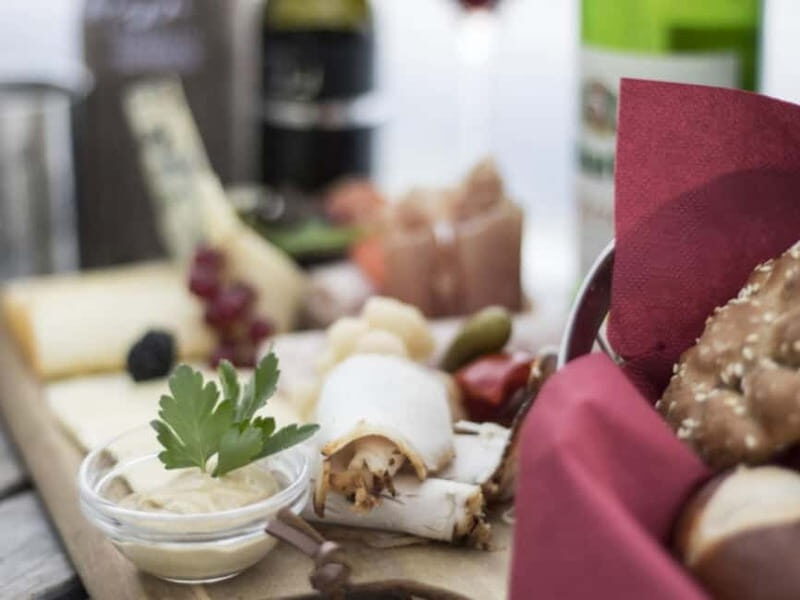 Innsbruck: Nordkette Mountain Picnic Backpack Experience - The Sum Up