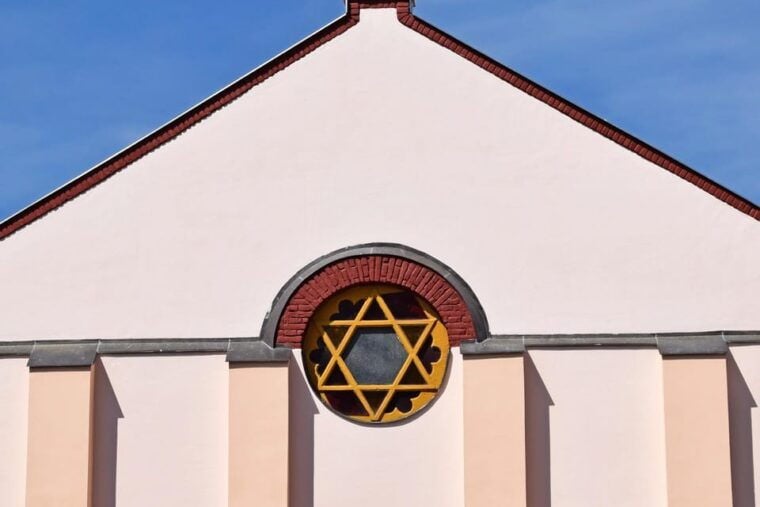 Innsbruck Old Town and Jewish History Private Walking Tour - Who Will Love This Tour?