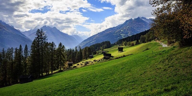 Innsbruck: Panoramic hike across the Telfer meadows - What Travelers Should Know