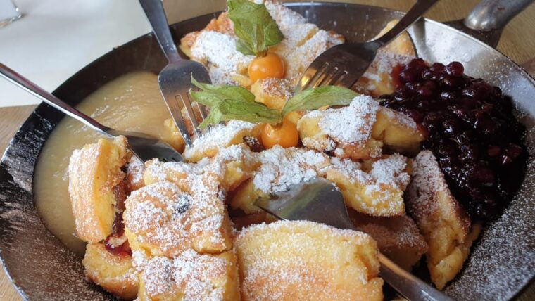 Innsbruck: Sweets & Coffee Tour - Private Guided Tour - In-depth look at the itinerary