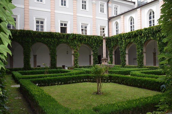 Innsbruck Walking Tour With Private Guide - Whats Included