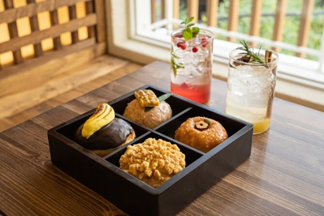 Insa-dong & Ikseon-dong Hanok Village Makgeolli Tour - Hanok Village: Traditional Charm and Culture