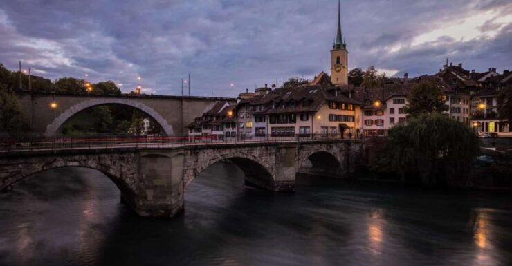 Insightful Bern Walking Tour for Couples - Activity Highlights