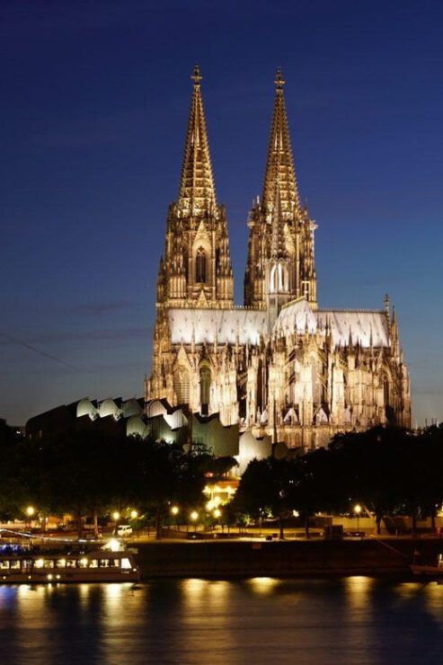 Inspiring Sites of Cologne – Walking Tour for Couples - Key Points