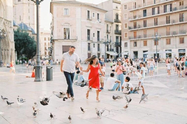 Instagram Tour of Valencia With a Private Photographer - Receiving Your Photos