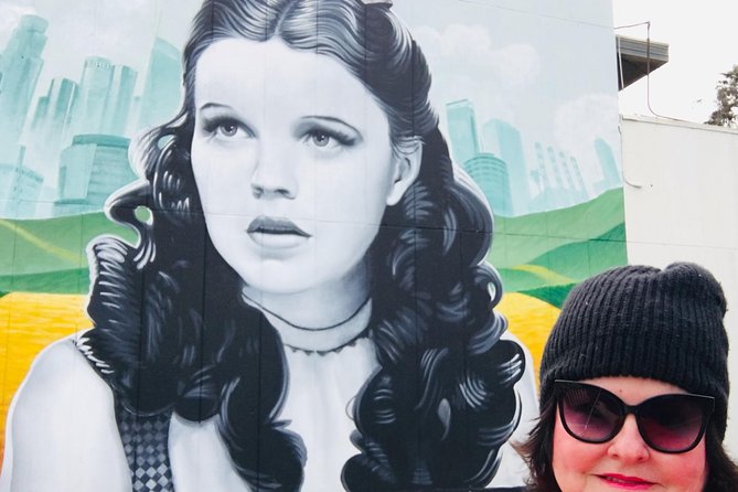 Instagram Walls of LA With Film Studio Artist - Artistic Exploration of Instagram Walls