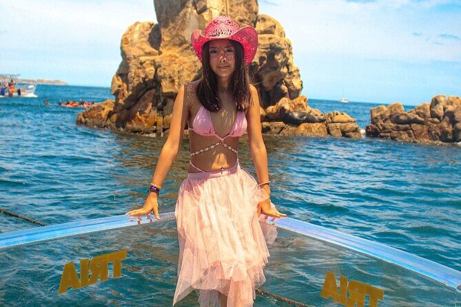Instagrammable Glass-bottom boat trip in Los Cabos Bay - FAQ