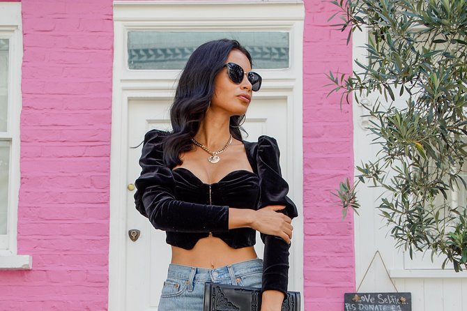 Instagrammable Photos in Notting Hill - Option to Bring Own Camera or Receive Photos