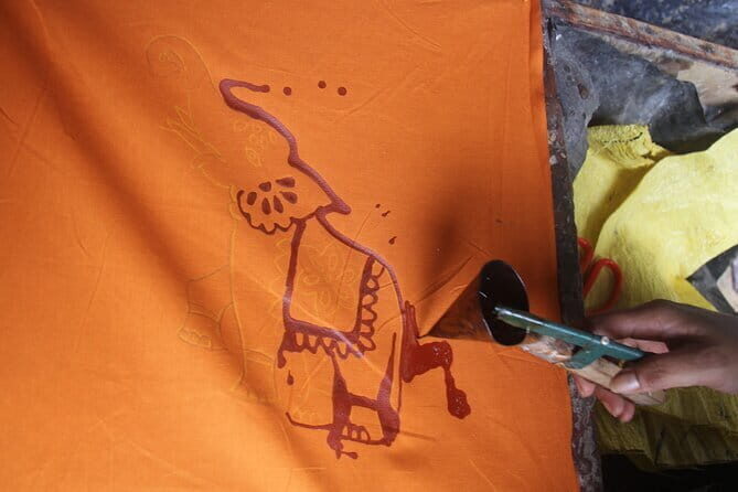 Interactive Batik Workshop and Lessons in Sri Lanka - Who Will Love This Experience?