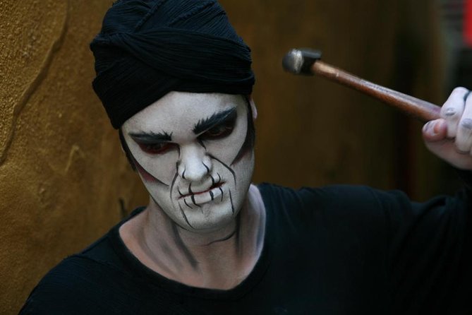 Interactive Street Theatre Crimes in New France - Directions