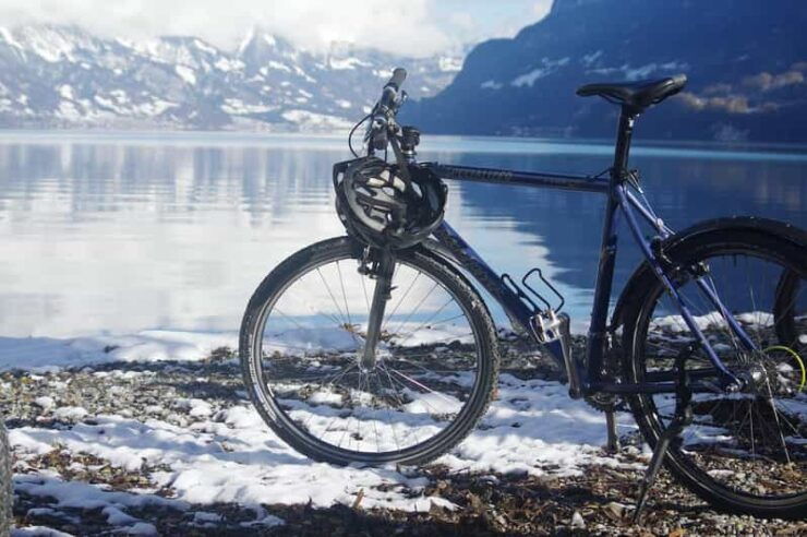Interlaken: Bike Tour With Rivers, Lakes, and Hot Chocolate - Experience Highlights