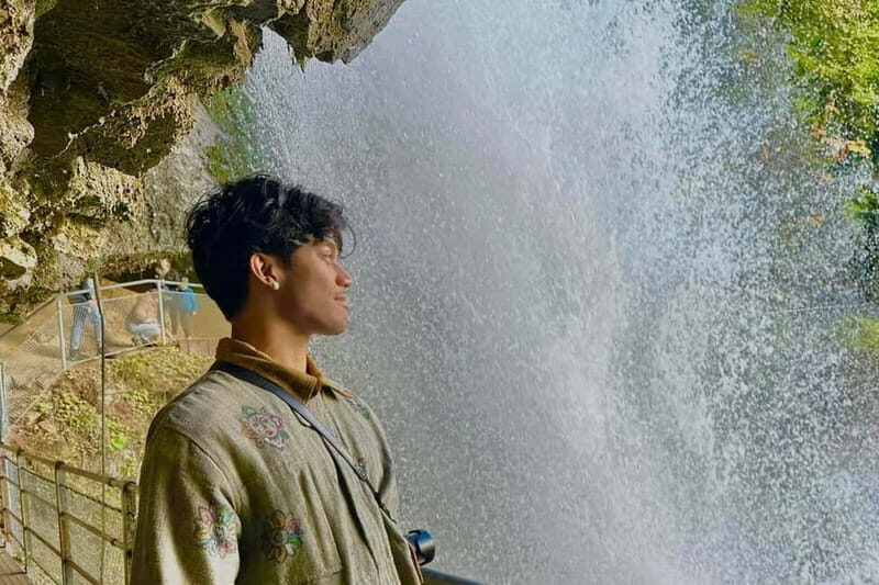 Interlaken: Boat Trip to Giessbach Falls & hike to Iseltwald - An Authentic Swiss Day Out