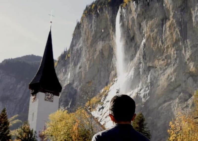 Interlaken: Explore Lauterbrunnen, Wengen & Raclette Tasting - Wengen: A Car-Free Mountain Village