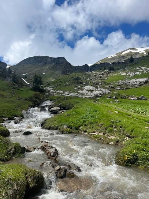 Interlaken: hike to an Alpine Lake and a Cozy Mountain Hut. - FAQ