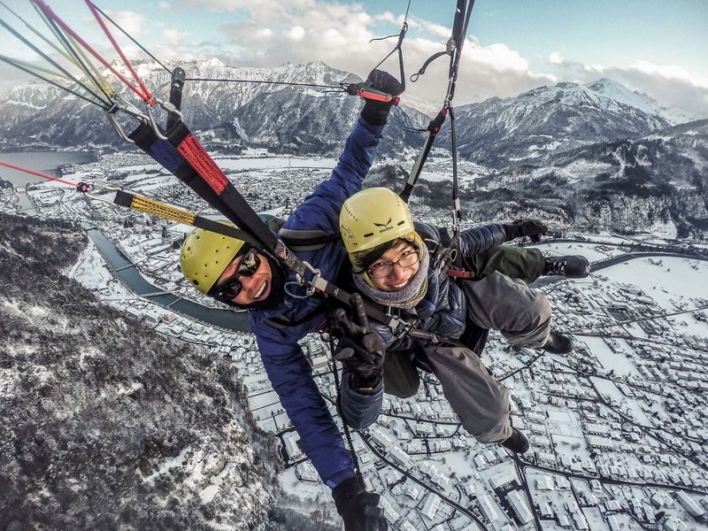 Interlaken: Tandem Paragliding Flight with Pilot "The Golden Eagle" - From Interlaken to the Beatenberg launch