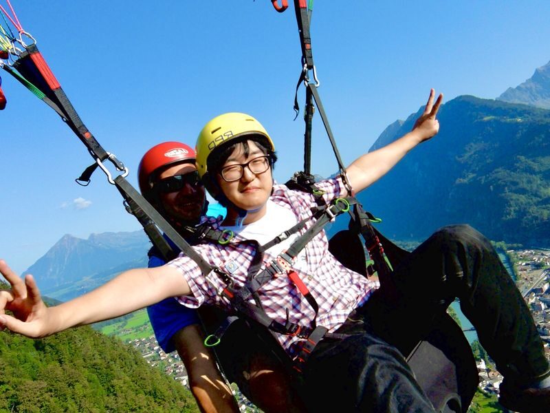 Interlaken: Tandem Paragliding with Pilot "The High Flight" - Weather, timing and the right expectations