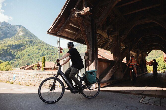 Interlaken to Lauterbrunnen E bike Tour Valley of 72 Waterfalls - An Overview of the Experience