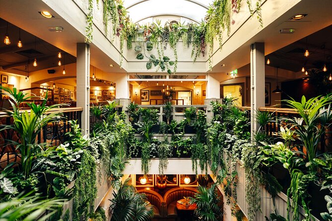 International Stand Up Comedy Showcase - Show & Dinner (Mr. Whites) - Reserved Seating and Latecomers