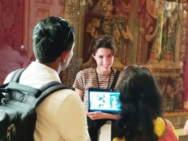 Intimate Versailles Palace: Private & VIP Guided Tour - Chic VIP Experience