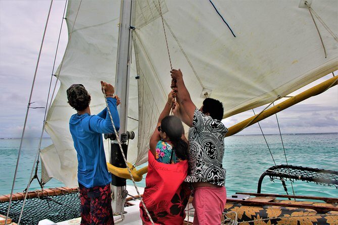 Introduction to sailing and discovering the lagoon - Learning to Sail and Traditional Navigation