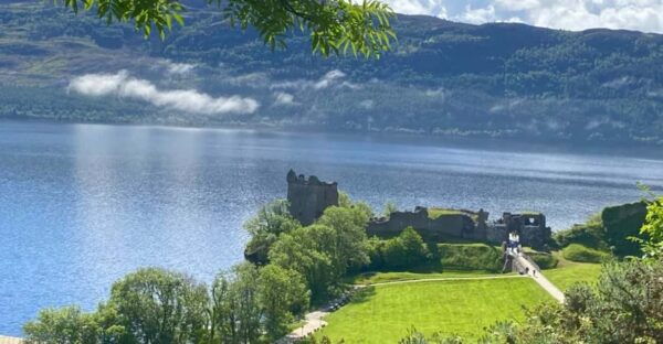 Inverness: Loch Ness, Culloden & Cawdor Castle Private Tour - Visiting Urquhart Castle