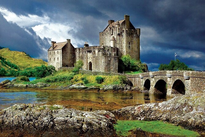 Inverness to Eilean Donan Castle & Skye Bridge Viewpoint Tour - Tour Highlights