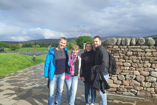 Inverness Tour-Cawdor Castle,Culloden Battlefield,Clava Cairns - Directions to the Tour Sites