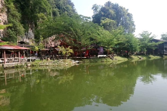 Ipoh Day Tour from Kuala Lumpur per Group (PRIVATE TOUR) - The Experience in Detail