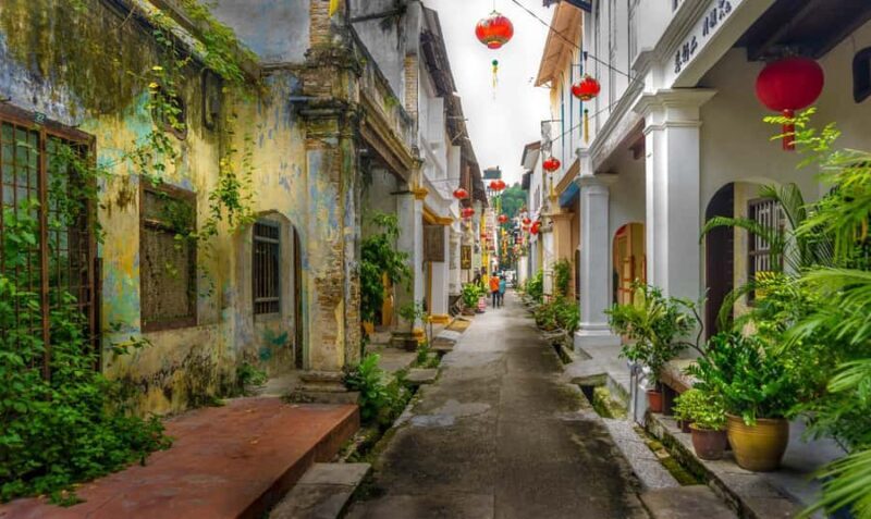 Ipoh: Private Full-Day Tour with Hotel Pickup - An Overview of the Tour Experience