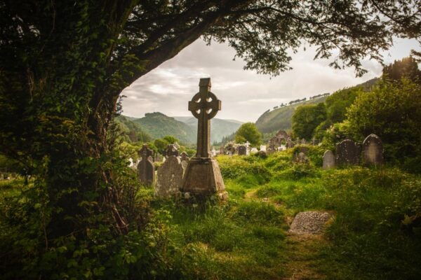 Ireland: Blarney Castle, Kilkenny & Irish Whiskey 3-Day Tour - Exploring Cobh, Waterford, and Kilkenny