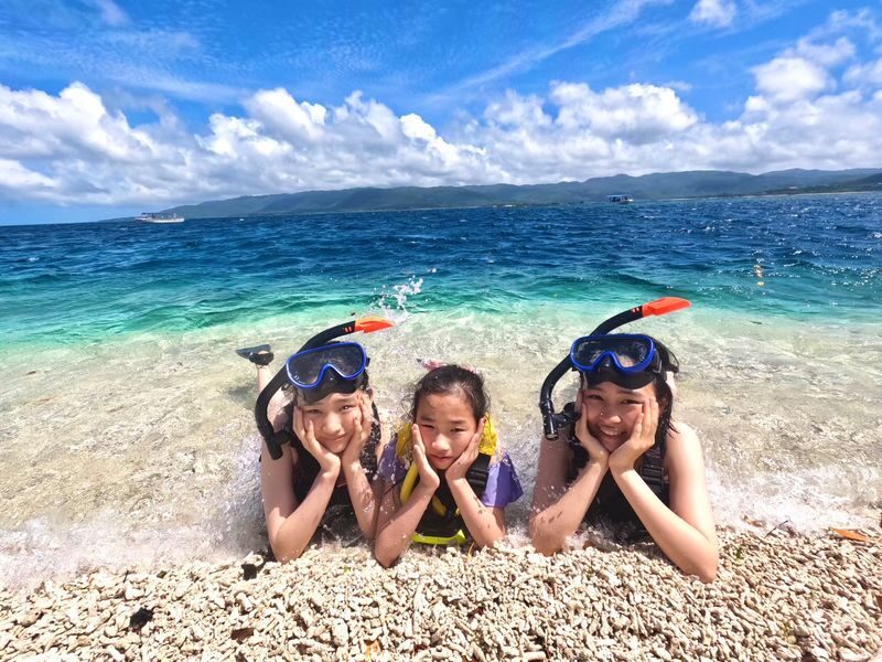 Iriomote Island: Half-Day Barasu Island Boat Snorkeling Experience (Okinawa) - Guides, photos, and beginner support