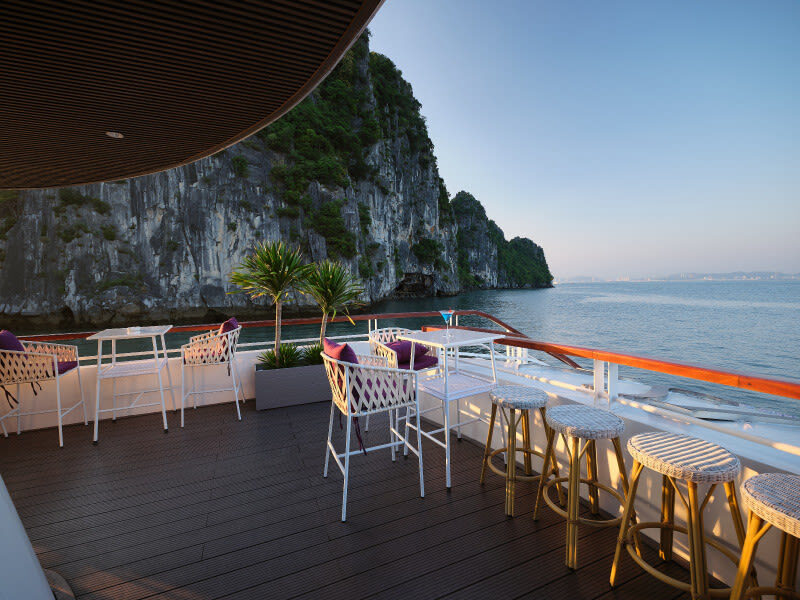 Iris Day Cruise: Ha Long Bay, Sung Sot, Ti Top - Ti Top Island: beach time or a climb