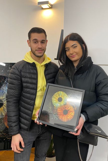 Iris Shooting-Impression Photo - Meeting Point