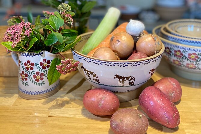 Irish Stew Traditional Recipe With Lunch - Serving Suggestions and Pairings for Irish Stew